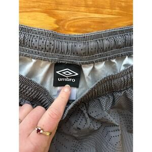 Umbro FTBL shorts, youth XL